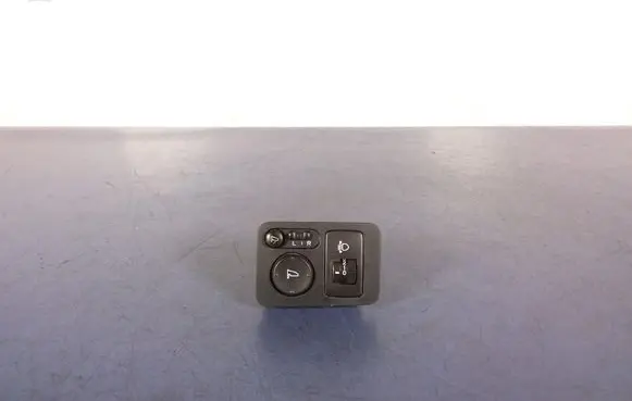 Honda CR-V Mirror heating switch 
