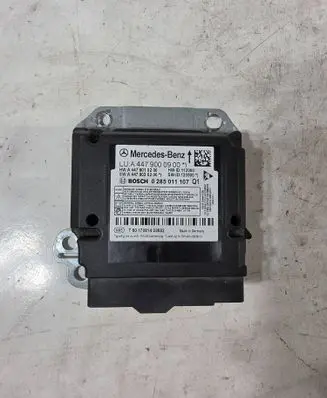 Mercedes-Benz Vito Viano W447 Airbag control unit/module A4479000900 A4479020200 A4479010200