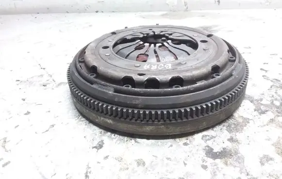 Volkswagen Bora Clutch set kit 028141038L