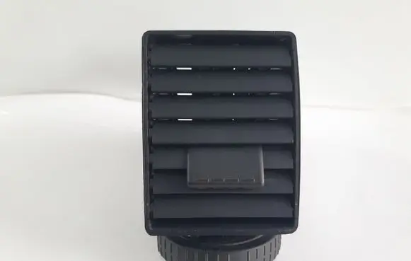 Volkswagen Transporter - Caravelle T5 Dash center air vent grill 7H0815706A