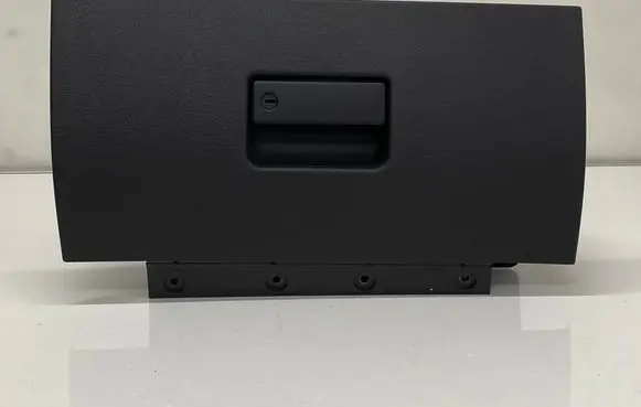 Ford Mustang V Glove box 4R3X6306015A