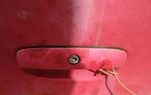 Volkswagen Polo Tailgate exterior lock 