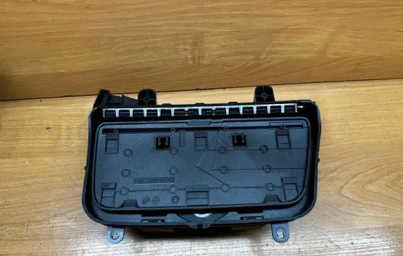BMW 5 GT F07 Cup holder front 9142170 502549 10122010