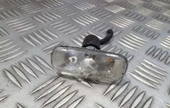 Audi A3 S3 8P Front fender indicator light 8e0949127