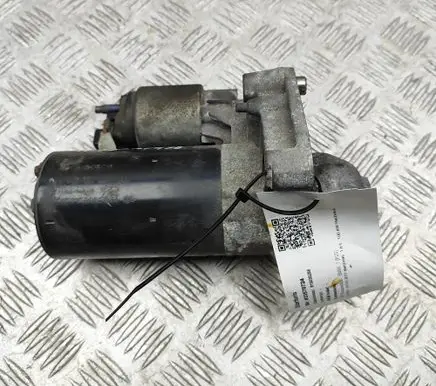 BMW 1 F20 F21 Starter motor 7631025 0001138054