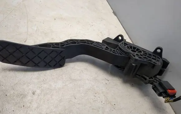 Audi A1 Accelerator throttle pedal 0280755225