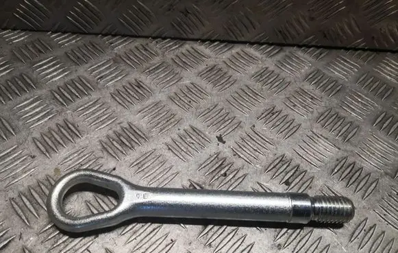 Mercedes-Benz CLS C218 X218 Towing hook eye A2213150061 2213150061