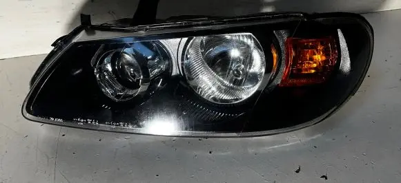 Nissan Almera N16 Headlight/headlamp 1610