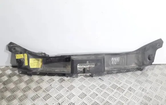 Volvo V50 Top upper radiator support slam panel 30716339 30716338