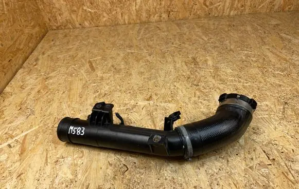 Volvo XC90 Intercooler hose/pipe 31686412 31686561