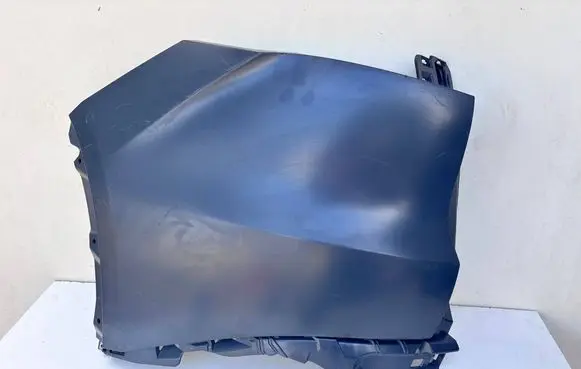 Maserati Grecale Rear bumper corner part panel trim 670157363