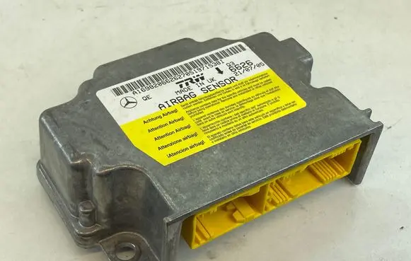 Mercedes-Benz B W245 Airbag control unit/module A1698206626 216820626