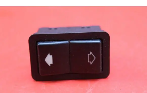 BMW 5 E39 Electric window control switch 8368974