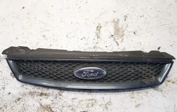Ford Focus Front grill 4m518200aj 4m51-8200bu