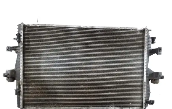 Volkswagen Transporter - Caravelle T5 Coolant radiator 7H0121253K