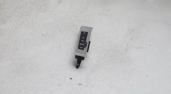 Audi A3 S3 8V Gear shift selector indicator 8V1713463A