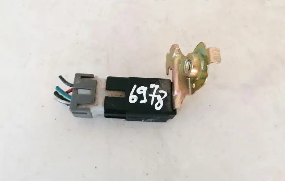 Mitsubishi Space Star Other relay e8t101