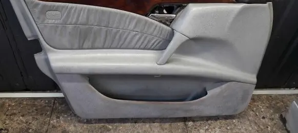 Mercedes-Benz E W210 Front door card panel trim