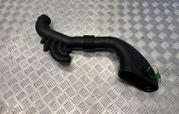 Intercooler hose/pipe