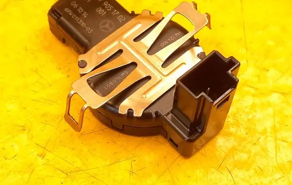 Mercedes-Benz V Class W447 Rain sensor A4479051702