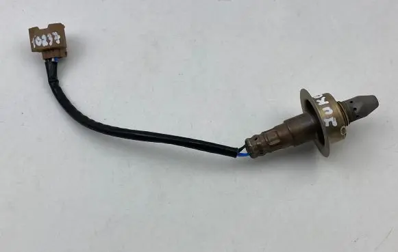 Nissan Juke I F15 Lambda probe sensor 2115007510 12S22