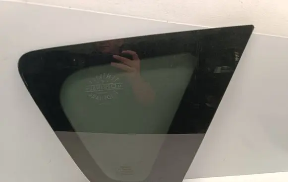 Nissan Note (E11) Rear side window 43R001595 AS3M5532DOT682