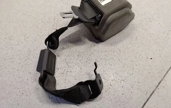 BMW 3 G20 G21 Middle seatbelt (rear) 7496281 72117496281