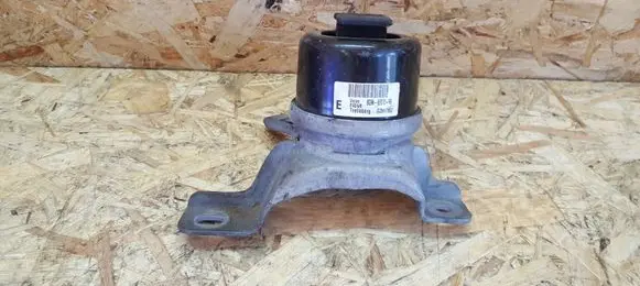 Volvo V60 Engine mount bracket 30793318 8G9N6F012BB