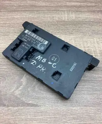 Mercedes-Benz C W203 Door control unit/module 2038201285 351320