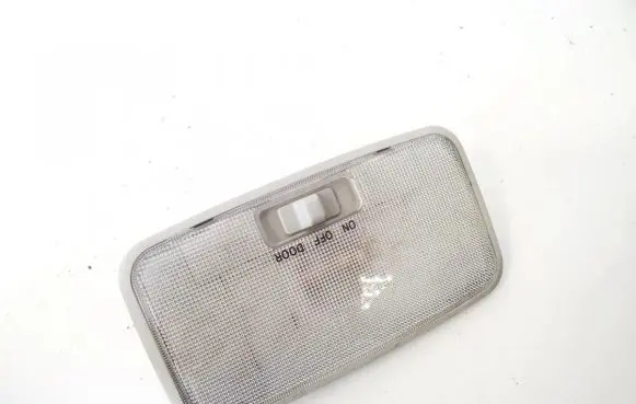 Toyota Auris 150 Front seat light