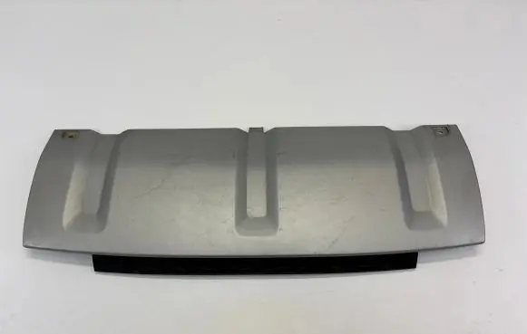 Rear bumper trim bar molding