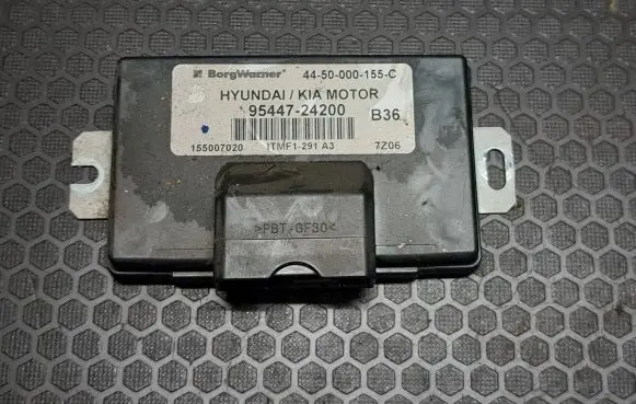 Hyundai Tucson JM Torque split ecu control unit/module 9544724200 4450000155C
