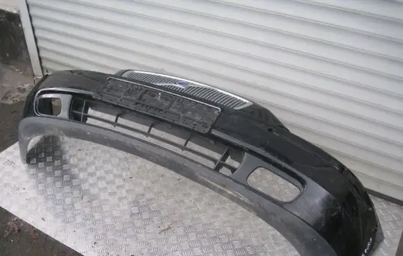 Volvo V70 Front bumper