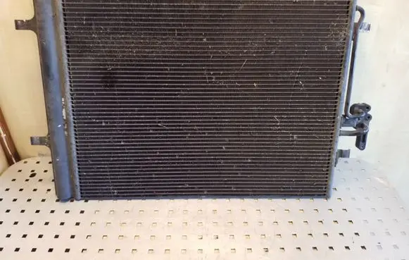 Land Rover Freelander 2 - LR2 A/C cooling radiator (condenser)