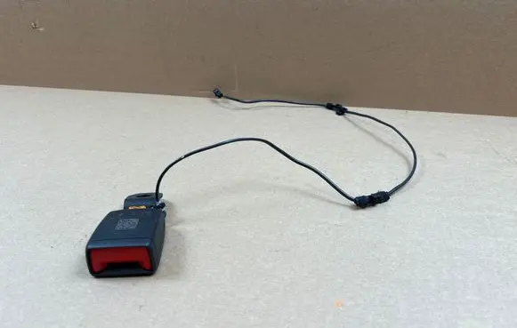 Porsche Taycan 9J1 Rear seatbelt buckle 9J1857754E