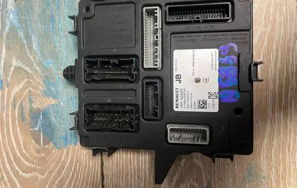 Renault Megane IV Other control units/modules 284B14352R