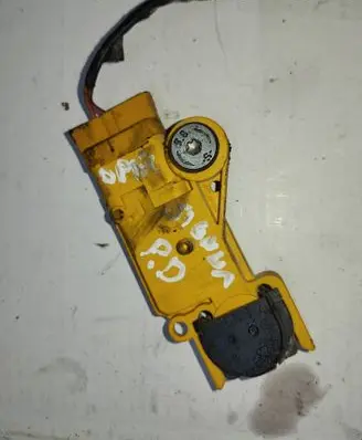 Opel Signum Airbag deployment crash/impact sensor 13102028