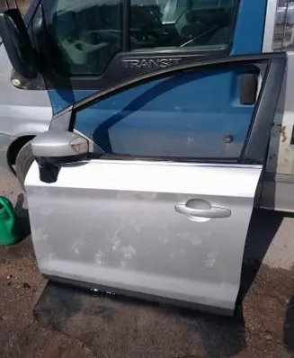 Ford Kuga I Front door 008