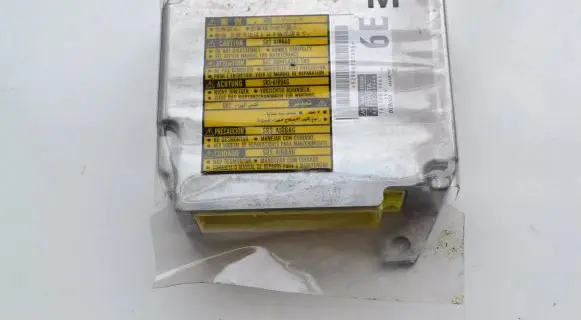 Lexus GS 300 350 430 450H Airbag control unit/module 8917030540