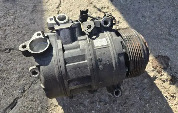 BMW X6 E71 Air conditioning (A/C) compressor (pump) 7SBU17C