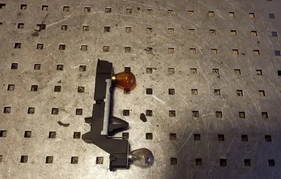 Tail light part