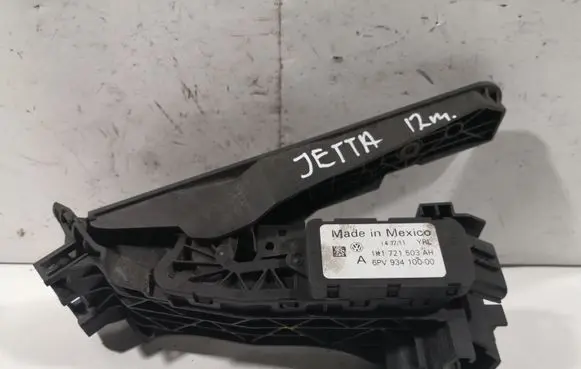 Volkswagen Jetta VI Accelerator throttle pedal 1K1721503AH