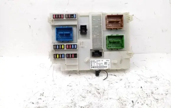 Volvo V70 Fuse module 31314866 BG9T14C256HA