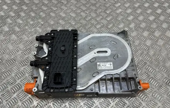 Skoda Enyaq iV Battery charger (optional) 1EA915684EG