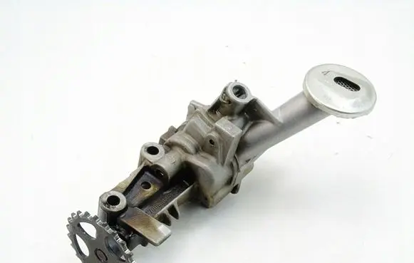 Renault Laguna I Oil pump 