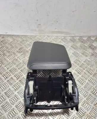 Volvo S90, V90 Armrest 32260985