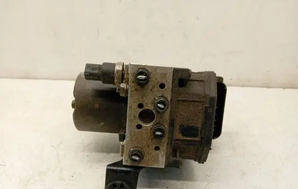 BMW 7 E65 E66 ABS Pump 6760960