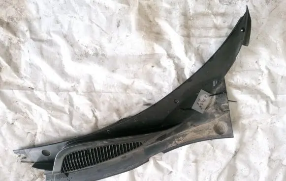 Chrysler Sebring (ST-22 - JR) Wiper trim 04805317AG