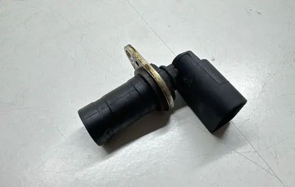BMW 3 E46 Crankshaft position sensor 1709616 2019907