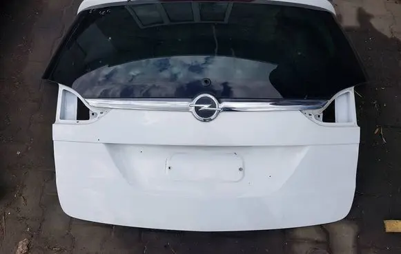 Opel Zafira C Truck tailgate 